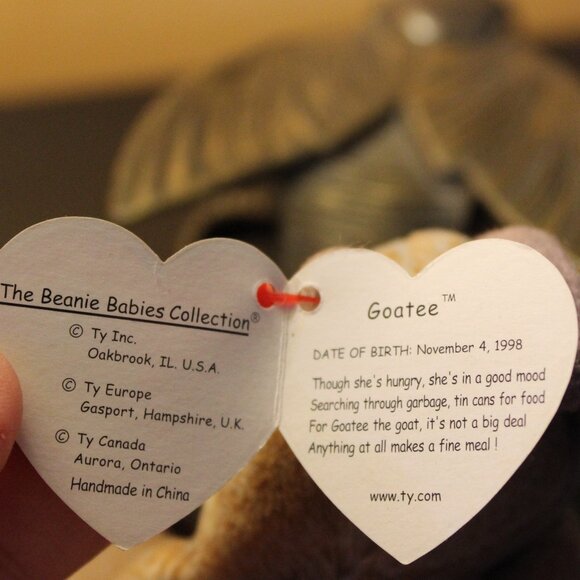 GOATEE the Goat Beanie Baby - Picture 6 of 6